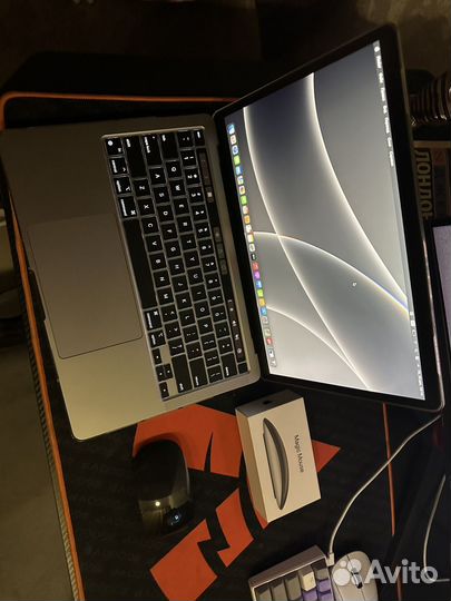 Apple macbook pro 13 m2