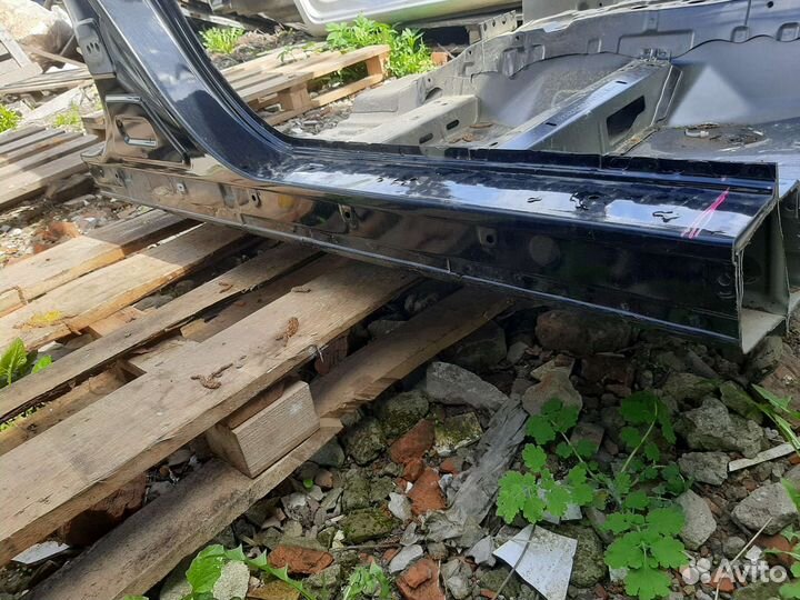 Порог правый Toyota Camry v50