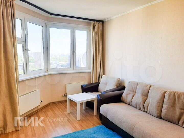 1-к. квартира, 42 м², 21/25 эт.