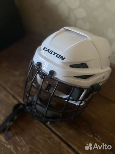 Хоккейный шлем Easton