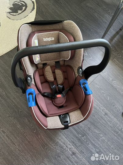 Переноска для детей в машину