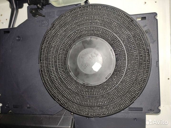 Кухонная вытяжка 60см Whirlpool с угольн. фильтром