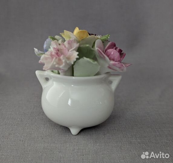 Фарфоровая цветочная композиция Royal Doulton