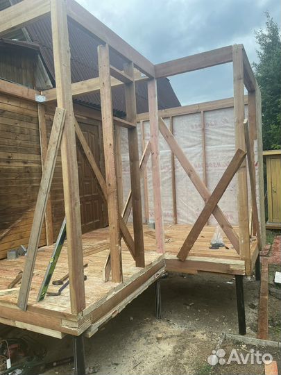 Бригада строителей