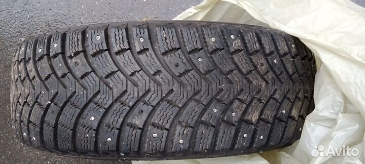 Michelin X-Ice North 2 2.25/7 R15