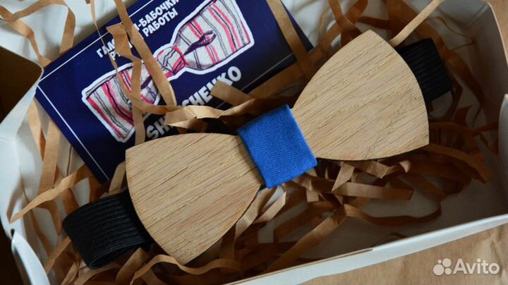 Галстук-бабочка деревянная