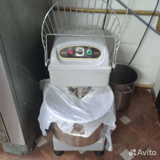 Продам оборудование для пекарни