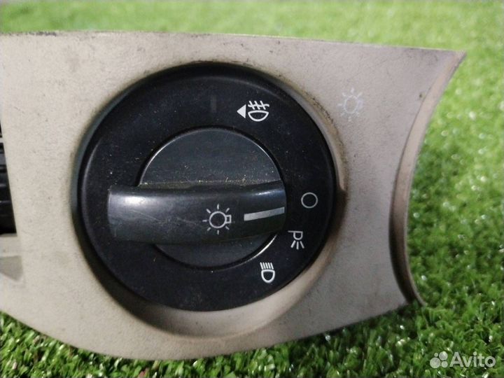 Переключатель света фар Ford Explorer