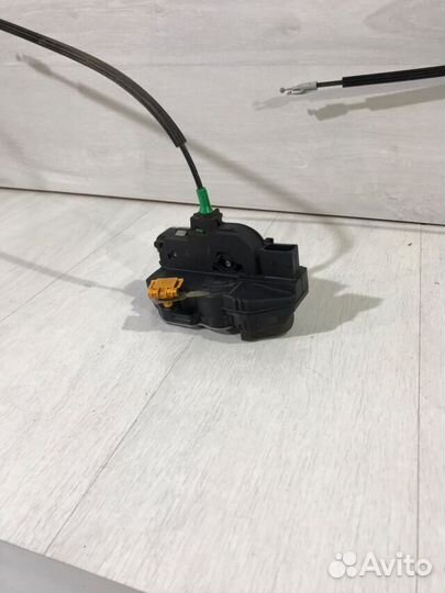 Замок двери chevrolet aveo T300 1.6 мт седан