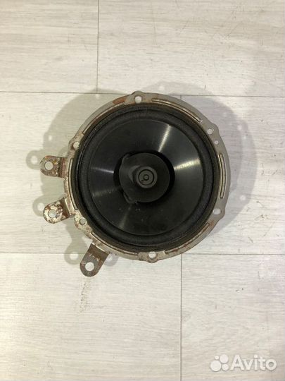 Динамик передний peugeot 107 1.0 мт