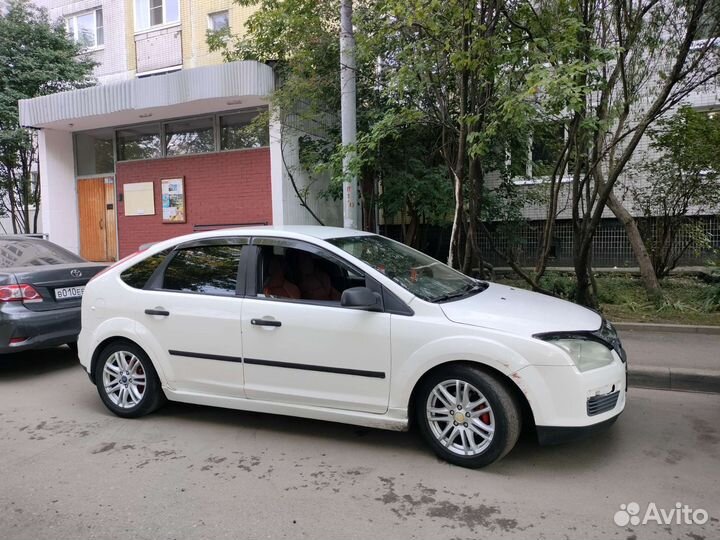 Ford Focus 1.4 МТ, 2006, 200 000 км