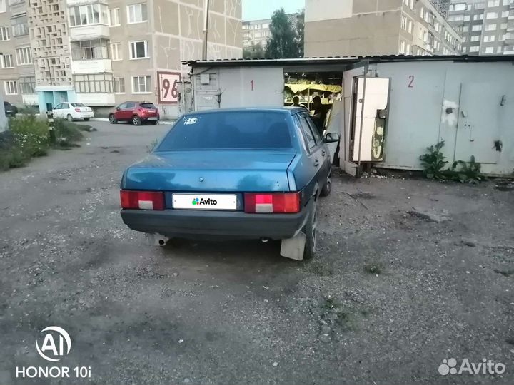 ВАЗ 21099 1.5 МТ, 2004, битый, 75 000 км