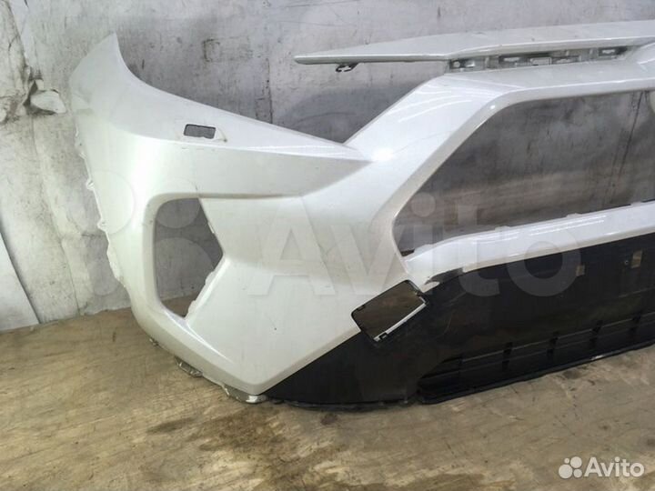 Бампер передний Toyota Rav4 XA50 2018