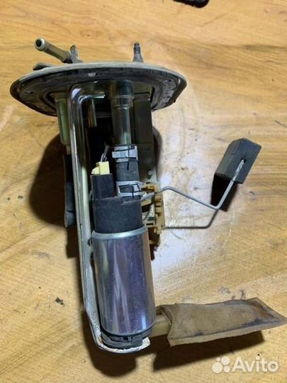 Топливный насос Toyota Corona premio 1999