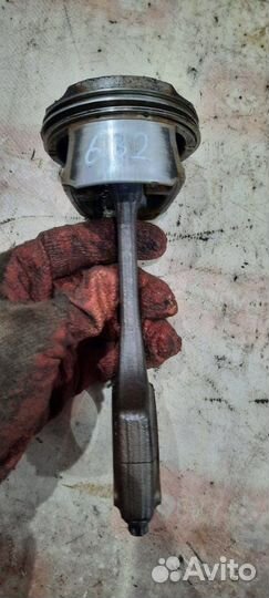 Поршень с шатуном Peugeot 308 4A/C EP6 2008