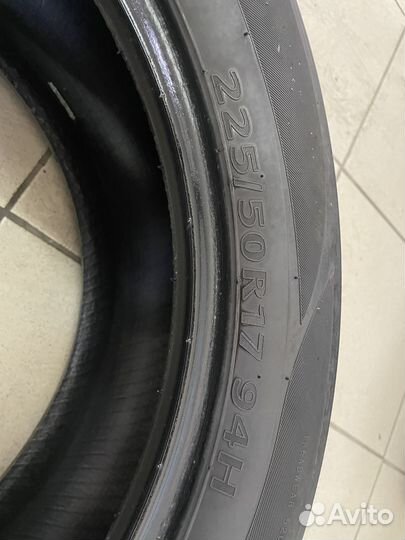 Kumho Sense KR26 225/50 R17