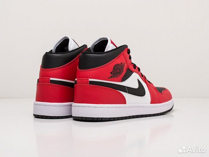 Кроссовки nike AIR jordan 1 MID
