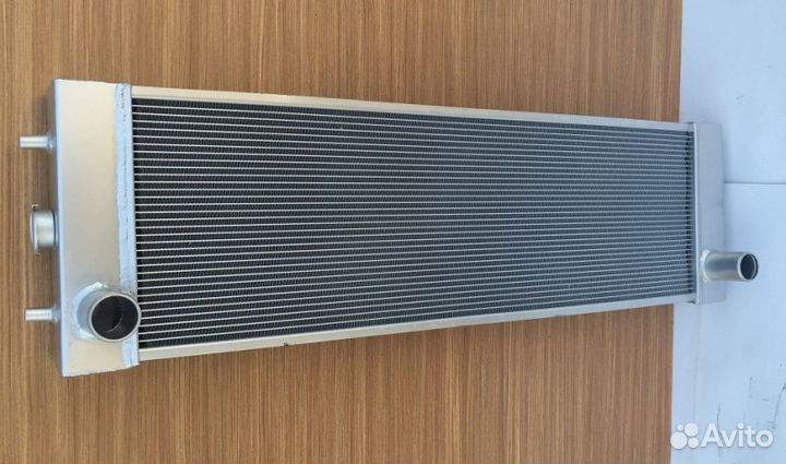 Радиатор водяной для Hitachi ZX225usrk-3