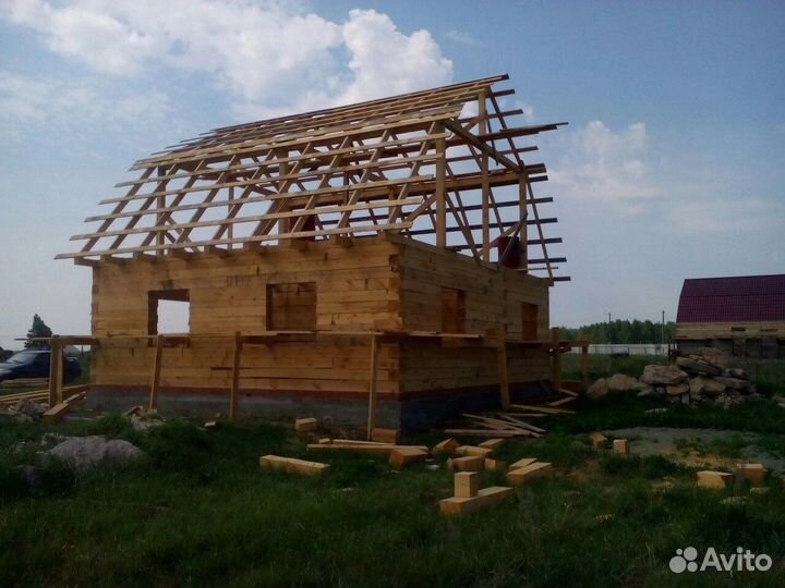 Бригада строителей