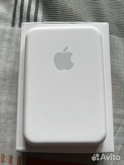 iPhone battery pack