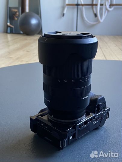 Объектив Tamron 17-70 Sony E