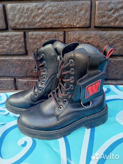 Ботинки для девочки