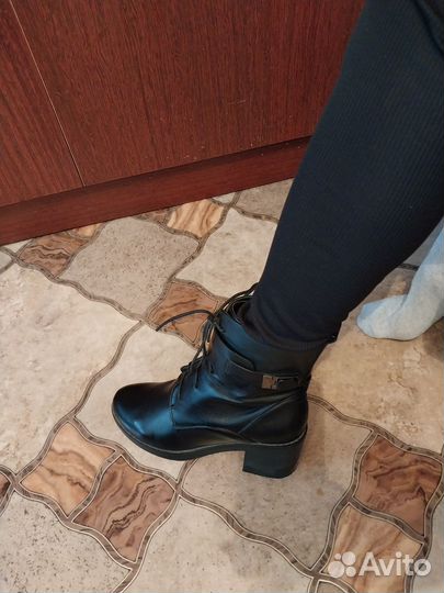 Ботинки демисезонные женские