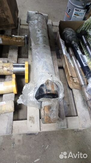 Цилиндр стрелы F044507 на 1710d