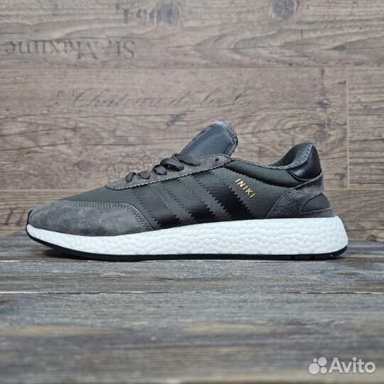 Кроссовки Adidas Iniki, 41-45