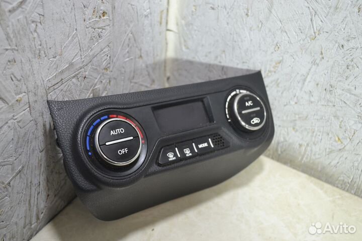 Блок управления печкой Kia Rio 3