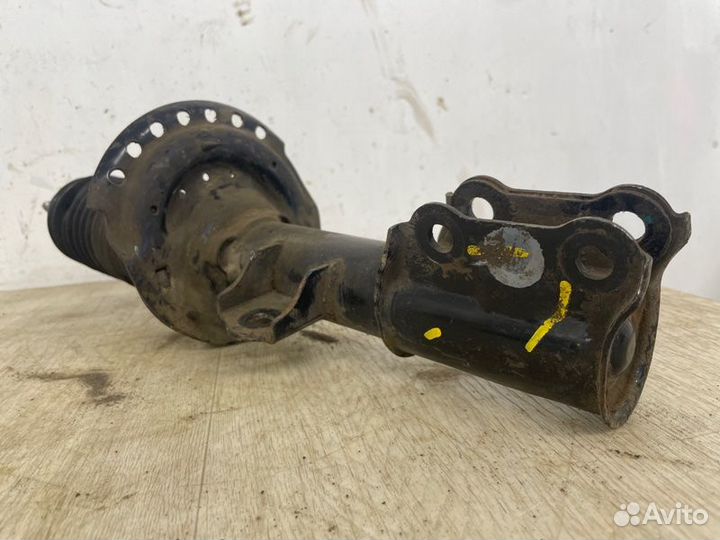 Амортизатор передний левый Hyundai Solaris 1 SB