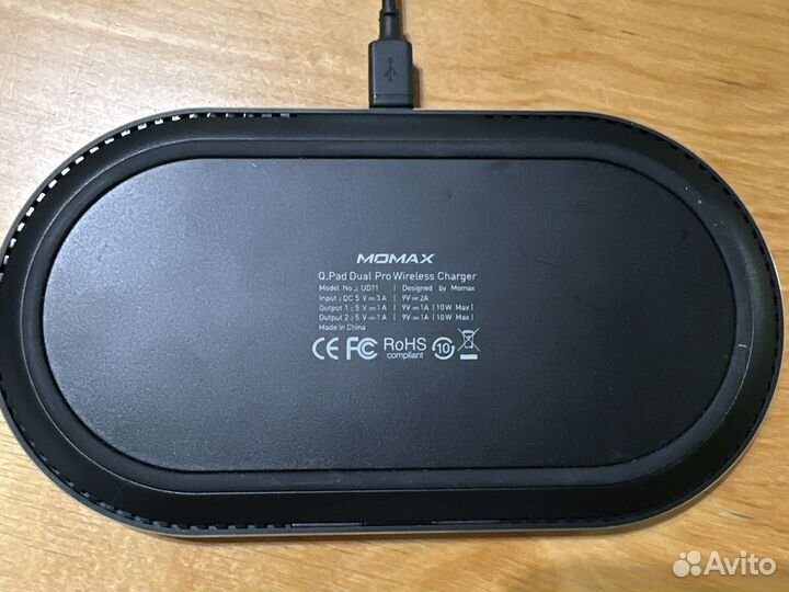 Беспроводная зарядка momax для смартфонов
