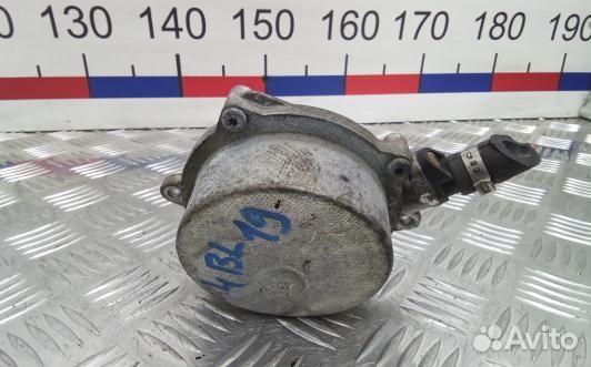 Насос вакуумный audi A8 D3 (4BL19KX01)