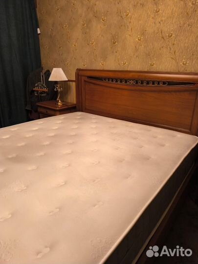 Спальный гарнитур бу