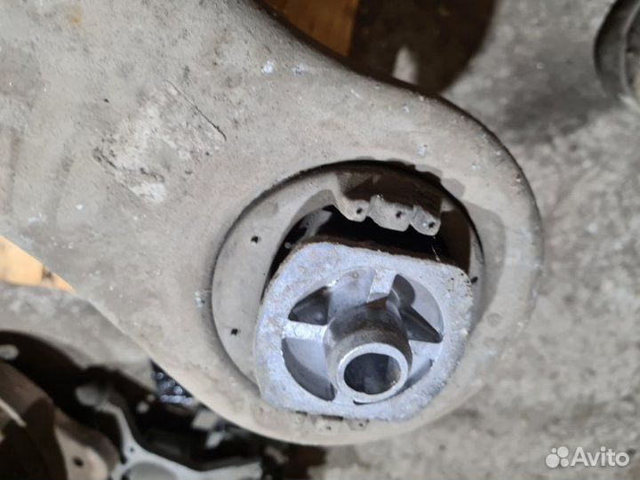 Балка подвески задняя Mercedes-Benz S-Klass седан