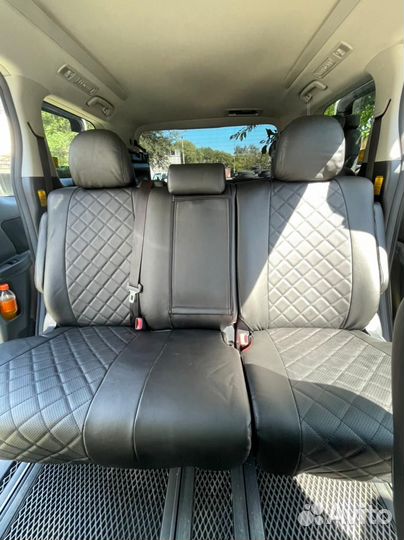 Чехлы на Toyota Alphard