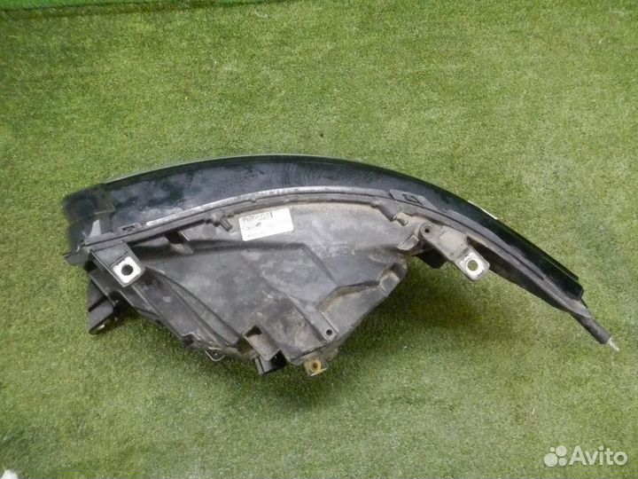 Фара правая Land Rover Range Rover