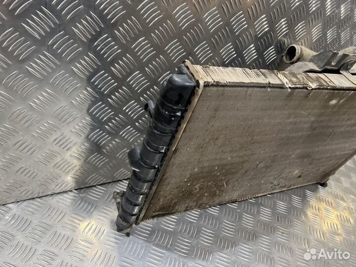 Радиатор двс Renault Logan 1.4 2008