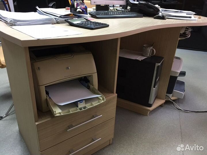 Компьютерный стол