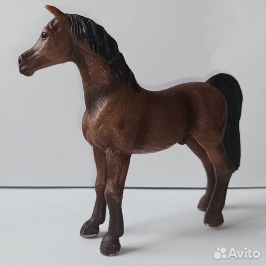 Коллекционные фигурки лошадей
