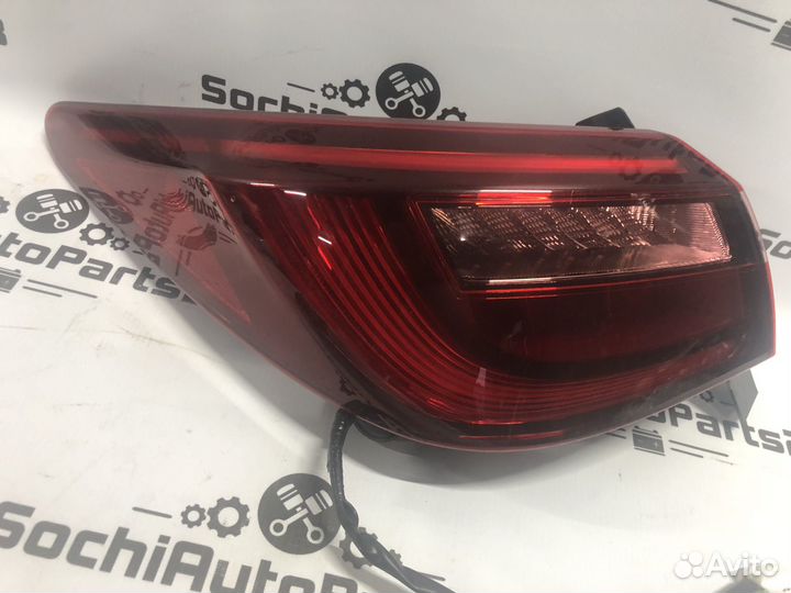 Фонарь задний левый Infiniti Q50 V37