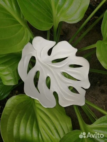 Monstera made of clay, подставка для украшений