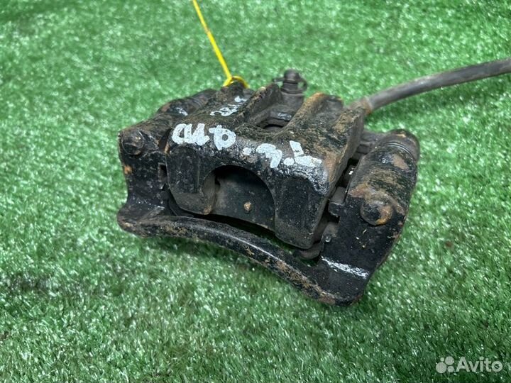 Тормозной суппорт задний левый Kia Ceed ED