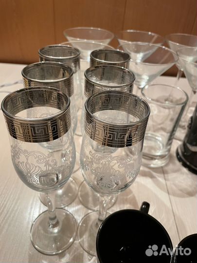 Бокалы, кружки, рюмки