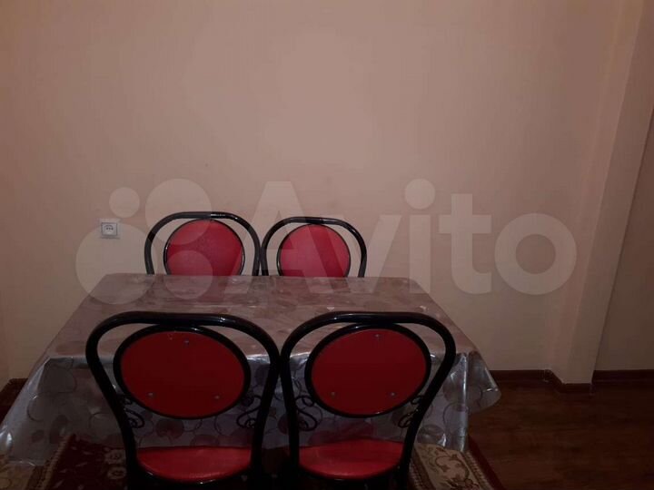 Своб. планировка, 72 м², 1/4 эт.
