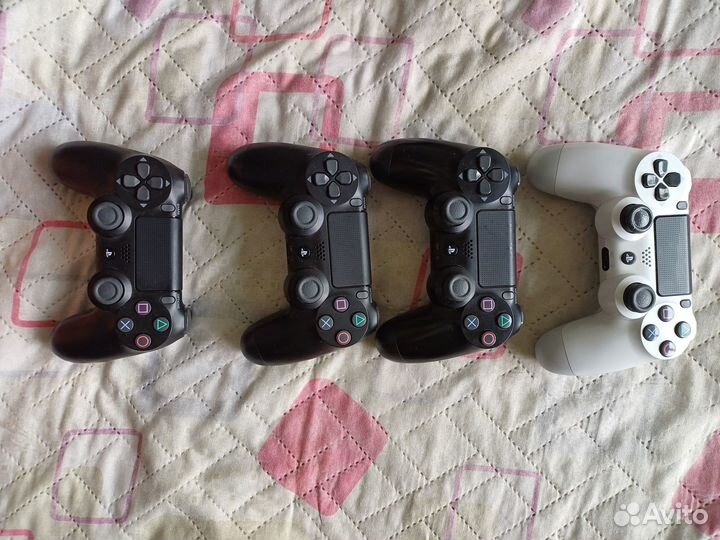 Продам PS4