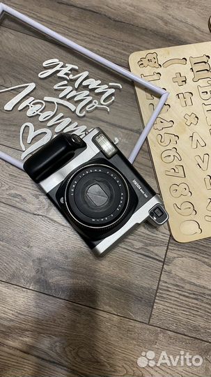 Компактный фотоаппарат fujifilm instax wide 300