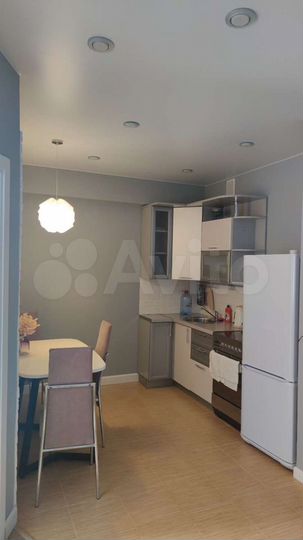 2-к. квартира, 46 м², 4/9 эт.