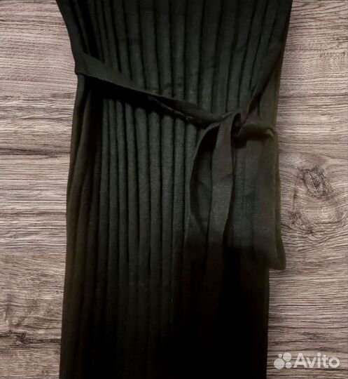 Стильное платье- лапша. Новое