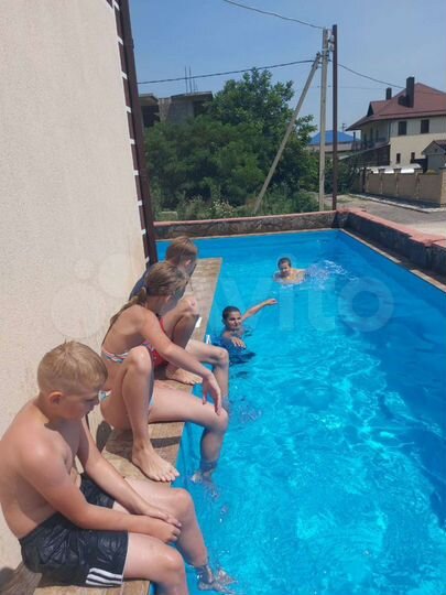 Комната 15 м² в 9-к., 2/2 эт.